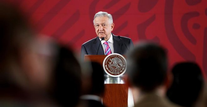 López Obrador, seis meses de gobierno con mucha popularidad y poca oposición