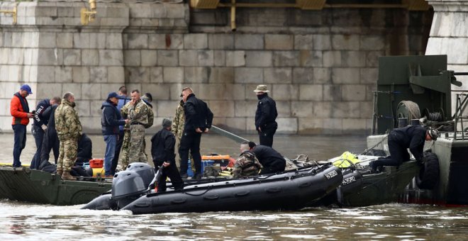 La Policía arresta al capitán del barco que colisionó con la nave que se hundió en Budapest causando siete muertos