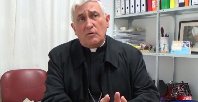 Los modos "neoliberales" del obispo Zornoza Boy causan un cisma en la Iglesia de Cádiz