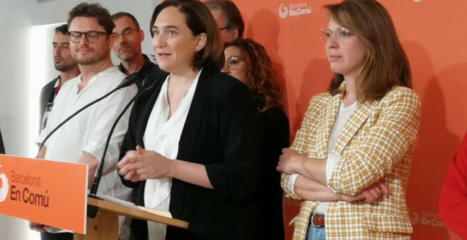 Aval definitiu de les bases a Colau perquè sigui alcaldessa en un govern amb el PSC i gràcies als vots de Valls