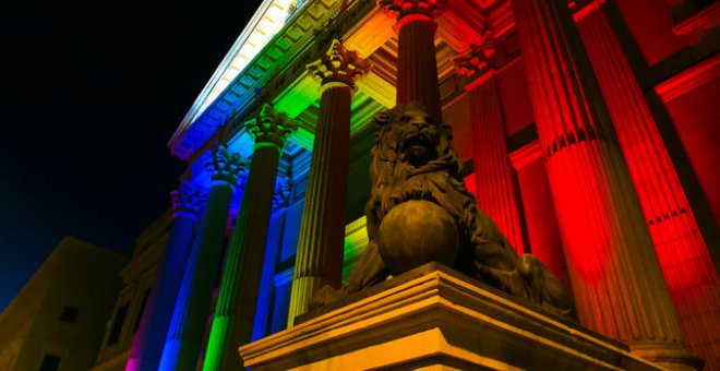 El Congreso volverá a lucir los colores de la bandera LGTBI en la semana del Orgullo
