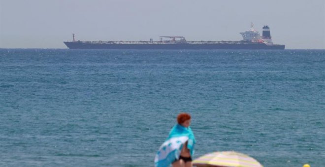 El Gobierno dice a Reino Unido que las aguas donde Gibraltar interceptó a un buque son españolas y no descarta una protesta