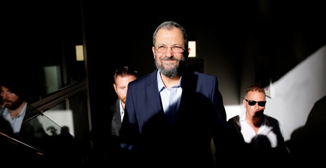 Un escándalo sexual salpica a Ehud Barak, exprimer ministro de Israel, en plena campaña