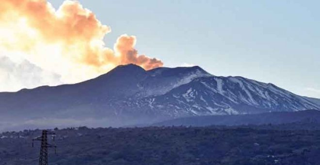 El volcán Etna entra de nuevo en erupción