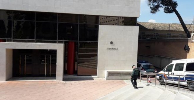 Detienen a un juez de Granada acusado de violencia machista contra su mujer y resistencia a la autoridad