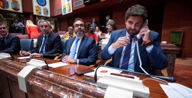 López Miras, presidente de Murcia con los votos de Vox y Cs, defenderá las medidas de la ultraderecha como si fueran propias