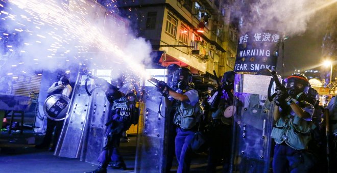 China amenaza con usar la fuerza para sofocar las manifestaciones en Hong Kong