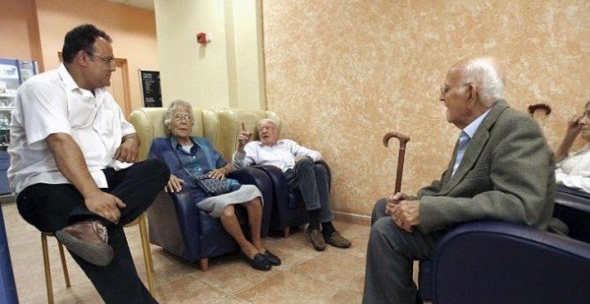 Encuentros en la tercera fase: la amistad en las residencias de mayores