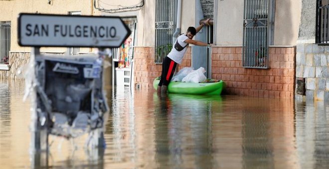 Hallan ileso al conductor del quad arrastrado por el agua en Daya (Alicante)