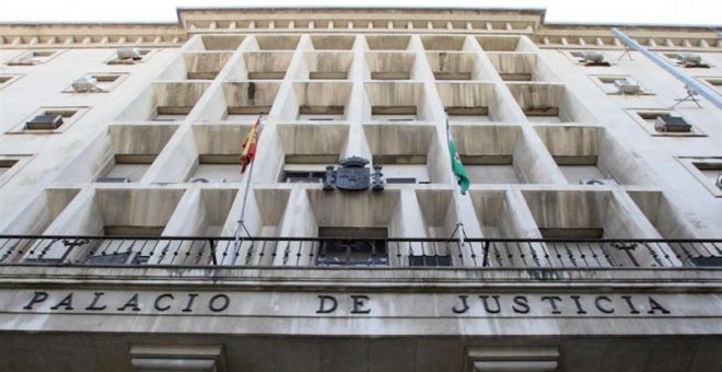 El TSJA baja de 14 años a 6 la pena a un varón condenado por agresión sexual a la nieta de su mujer en Sevilla