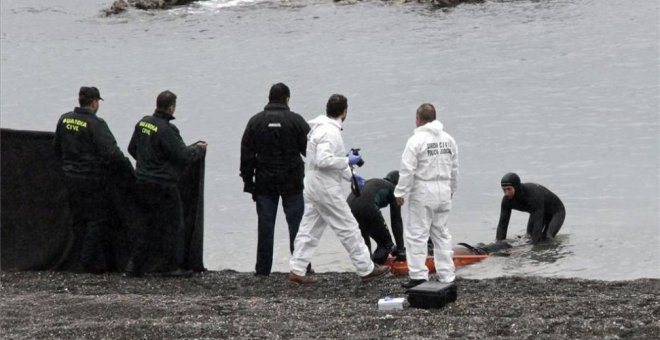 La jueza archiva la causa contra los 16 guardias civiles procesados por la tragedia del Tarajal