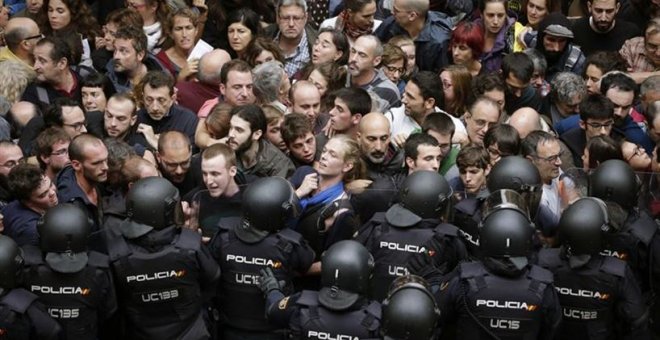 L'ANC i Òmnium volen personar-se com a acusació popular contra les càrregues de l’1-O a Barcelona