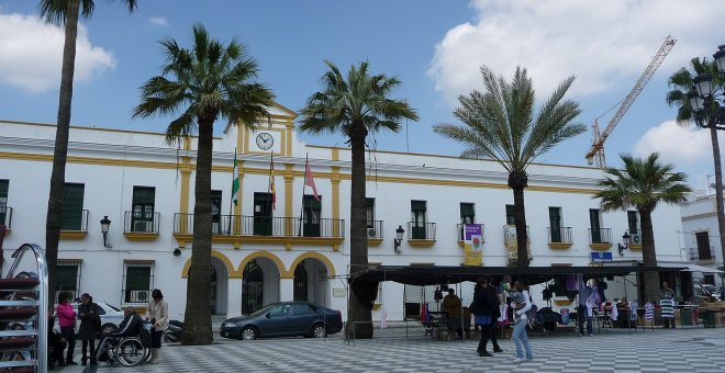 IU se niega a convocar un referéndum sobre el macroproyecto turístico frente a Doñana