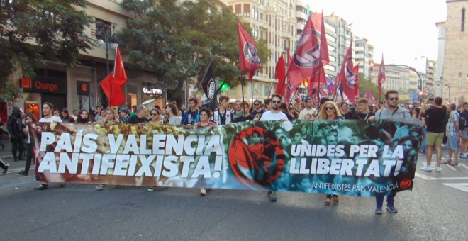 L'antifeixisme pren els carrers de València davant la impotència de l'extrema dreta