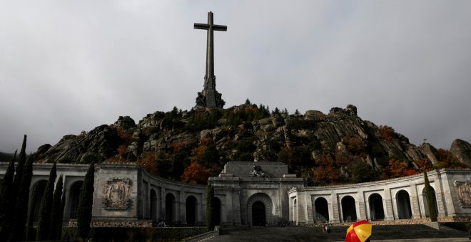 ¿Supone la exhumación de Franco el fin de una etapa oscura en la historia de España?
