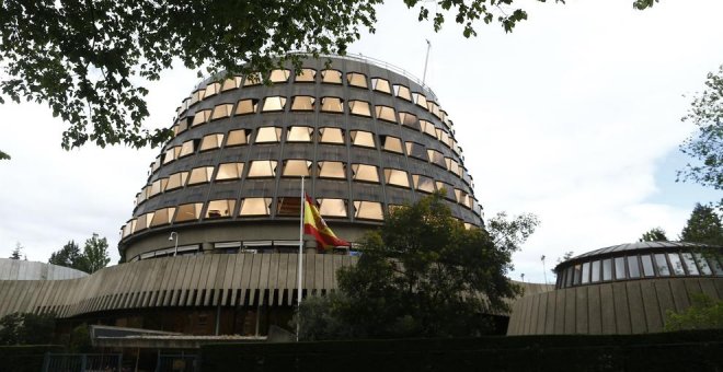 El Tribunal Constitucional assenyala que cremar la bandera espanyola és un delicte i no llibertat d'expressió