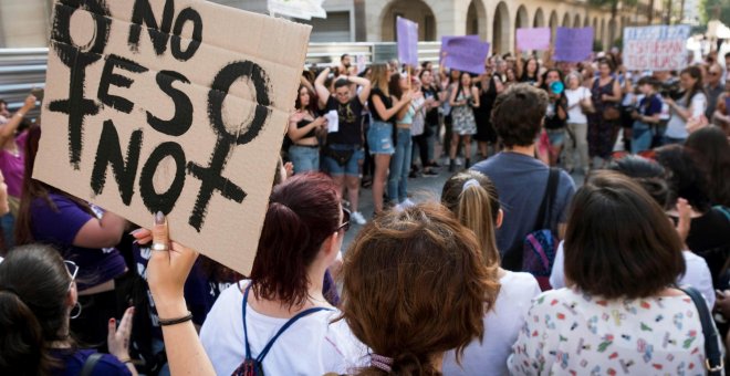 Cuatro jóvenes detenidos por agresión sexual a dos chicas de 15 y 16 años