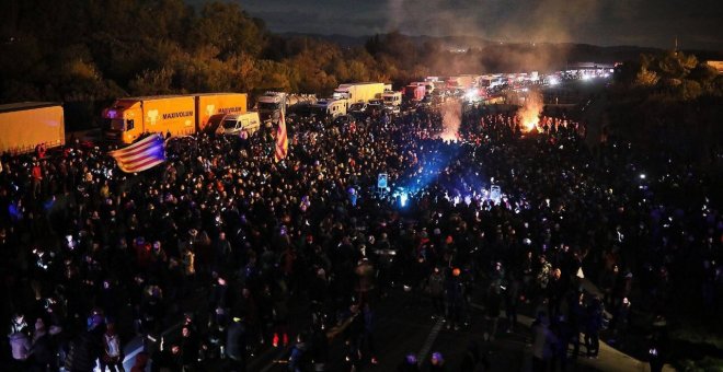 El desallotjament a La Jonquera estén el Tsunami Democràtic a altres localitats