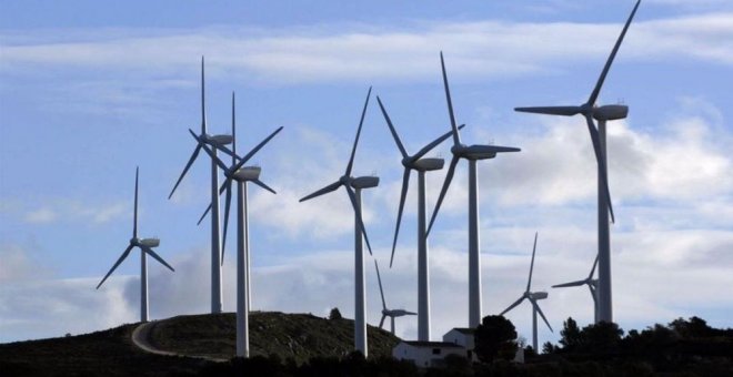 El nou decret d’energies renovables beneficia les grans corporacions i deixa l’aspecte social en un segon pla