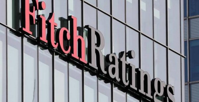 La agencia de 'rating' Fitch mantiene la nota de España a la espera de que haya Gobierno