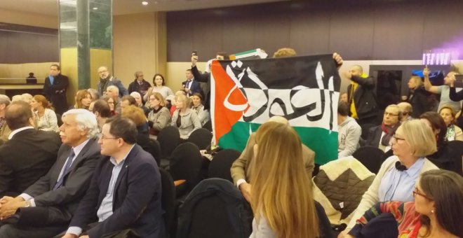 Reventado un acto a la ultraderecha española e israelí en el que se buscaba exaltar crímenes de guerra