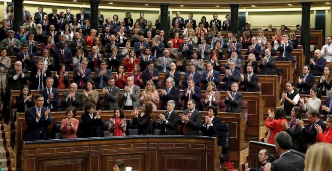 El PSOE ordena a sus diputados pernoctar el día 6 en Madrid para que no haya sorpresas