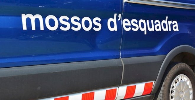 Detingut un home de 27 anys per matar la seva dona i la seva filla a Esplugues