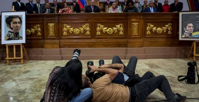 Venezuela sigue en 2020 con dos 'presidencias' y tiene ahora tres 'legislativos' en vez de dos