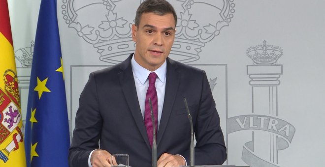 Sánchez exige a Torra que condene "sin excusas" el uso de la violencia