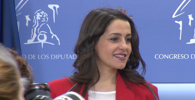 Inés Arrimadas en rueda de prensa