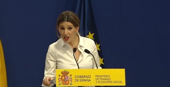 Yolanda Díaz: "Hemos alcanzado un acuerdo para subir el SMI a 950 euros"