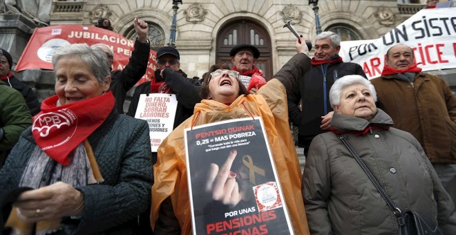 Urkullu tensa la cuerda con pensionistas y sindicatos en vísperas de la huelga