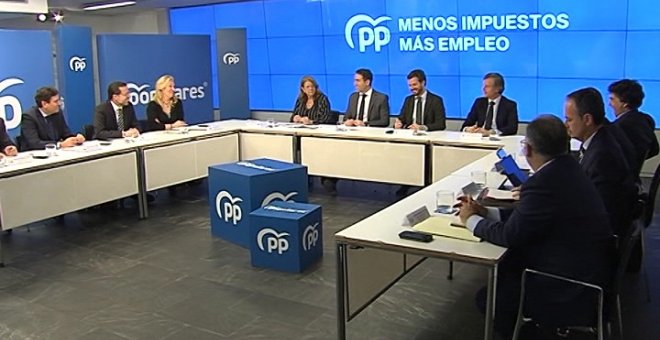 Casado se reúne con los consejeros de Hacienda de su partido