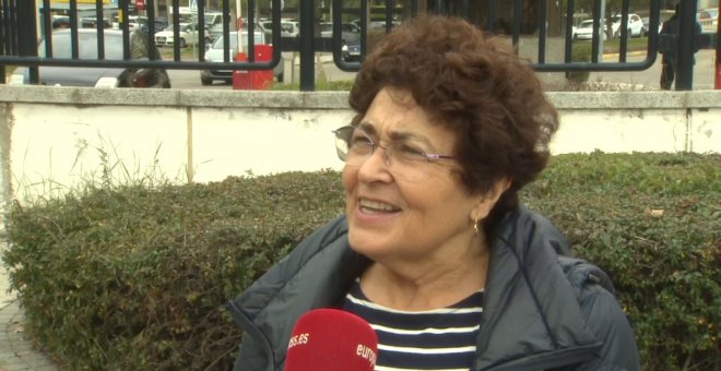 Madre de español en el Gómez Ulla dice que su hijo está "tranquilo"