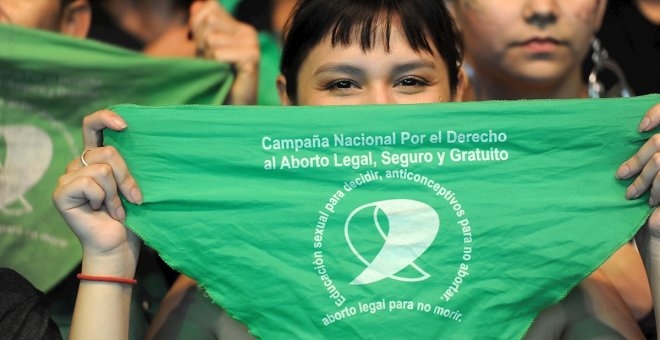 El "pañuelazo" en Argentina vibra al reclamar la legalización del aborto