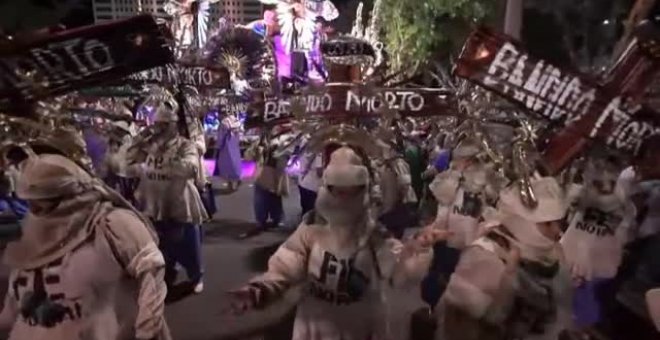 Polémica en el carnaval de Río por la presencia de un Jesucristo negro
