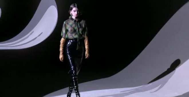 Saint Laurent y Christian Dior presentan sus propuestas en la Semana de la Moda de París