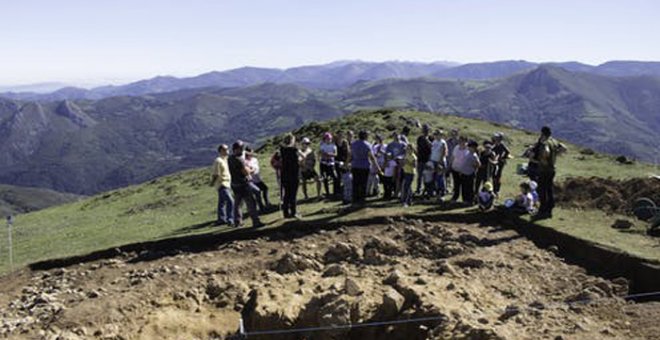 Otras miradas - Ciencia en la aldea: los niños que ayudaron a descubrir un monasterio medieval