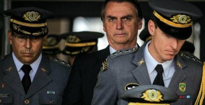 "Brasil es nuestro": la iniciativa de Bolsonaro para cerrar el Congreso