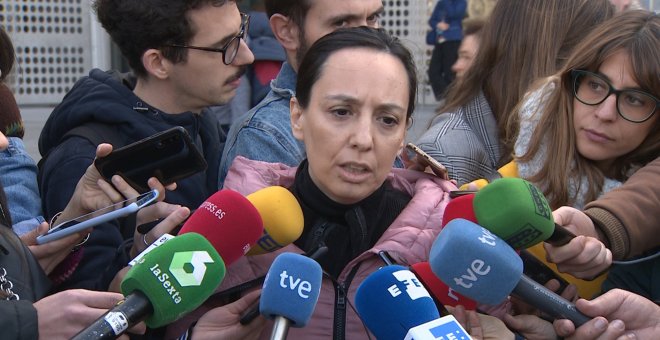 PSOE llama a "apartar a Vox" al no acudir a minuto de silencio