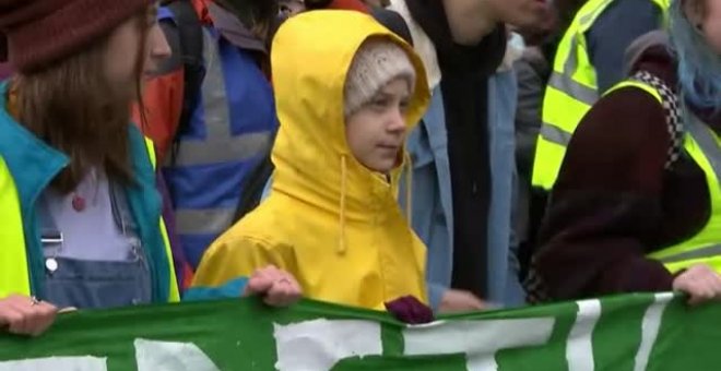 Greta Thunberg colapsa Bristol con su protesta: "¡No nos rendiremos!"