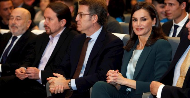 La reina Letizia e Iglesias acuden juntos por primera vez a un acto social en A Coruña