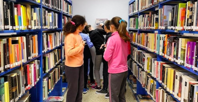 Las bibliotecas municipales acogerán en marzo actividades de invención de cuentos y decoración de clips