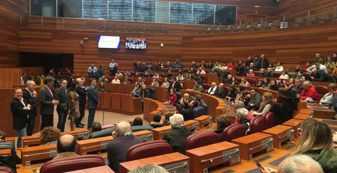 Las Cortes de CyL abren sus puertas a los ciudadanos