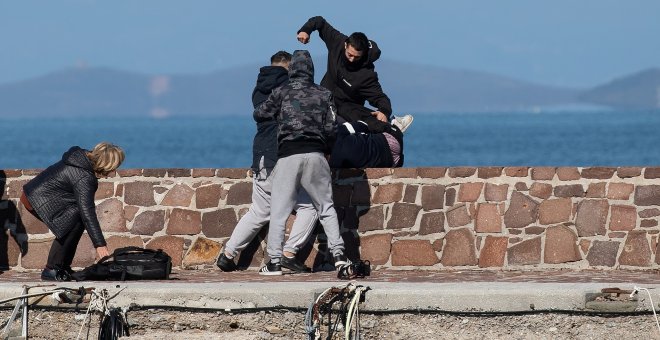 Miembros de una ONG guipuzcoana denuncian una agresión fascista en Lesbos