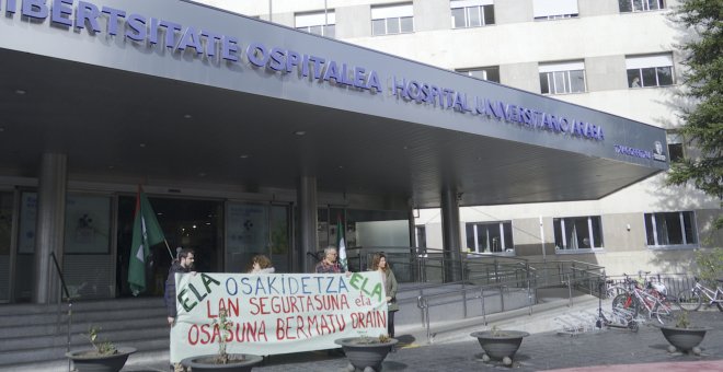 Concentración de ELA en el Hospital de Txagorritxu, en Vitoria