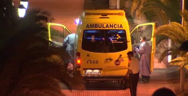 Trasladan del hotel de Tenerife un caso confirmado de coronavirus