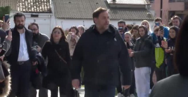 Oriol Junqueras, ovacionado a su llegada al campus de Manresa