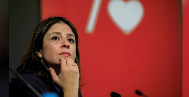 "Lo más que has hecho es estar de rodillas para conseguir un carguito": Adriana Lastra denuncia el machismo que recibe