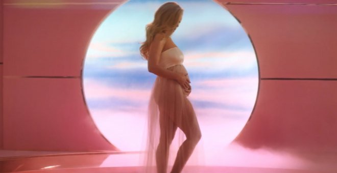 Katy Perry confirma que está embarazada junto a Orlando Bloom